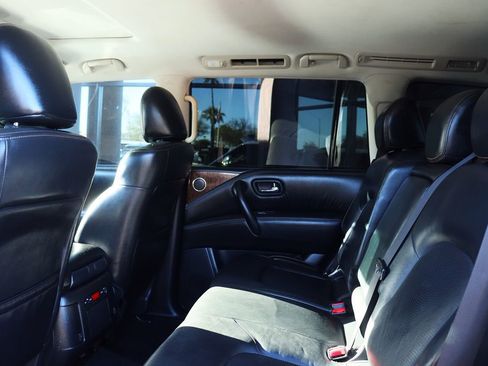 Used 2019 Nissan Armada SL w/ Premium Package image 34