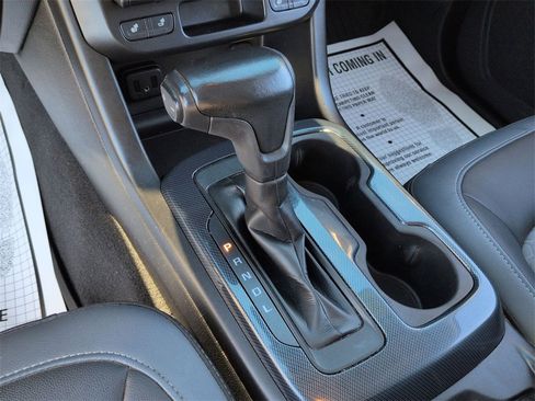 Used 2021 Chevrolet Colorado Z71 w/ Z71 Midnight Edition image 22