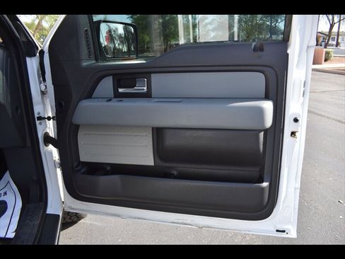 Used 2014 Ford F150 XLT w/ XLT Convenience Package AWD/4WD image 32