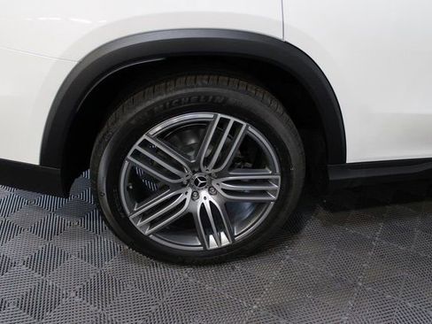New 2026 Mercedes-Benz GLS 450 4MATIC image 11