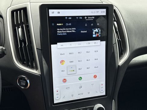 Used 2023 Ford Edge SEL image 22