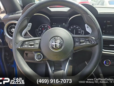Used 2023 Alfa Romeo Stelvio Veloce AWD/4WD image 11