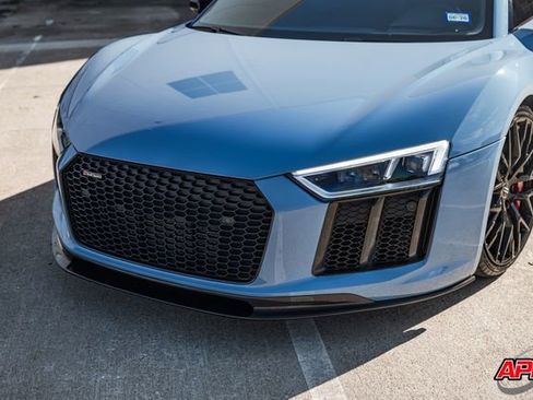 Used 2018 Audi R8 V10 w/ Premium Package image 19