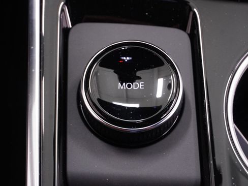 New 2026 Chevrolet Equinox LT image 26