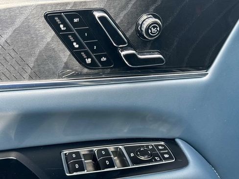 Used 2025 Cadillac Escalade IQ Luxury 2 w/ LPO, Premium Carpet Package AWD/4WD image 15