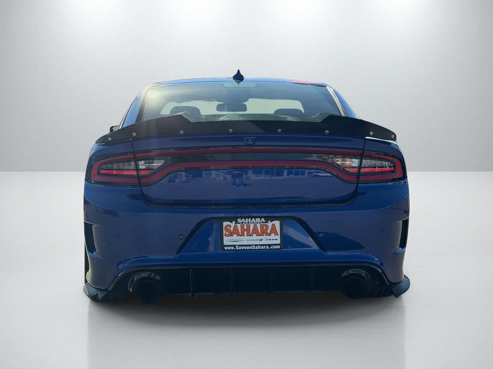 Used 2019 Dodge Charger R/T RWD image 5