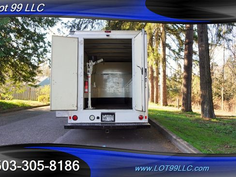 Used 2016 Ford E-350 and Econoline 350 Super Duty image 3