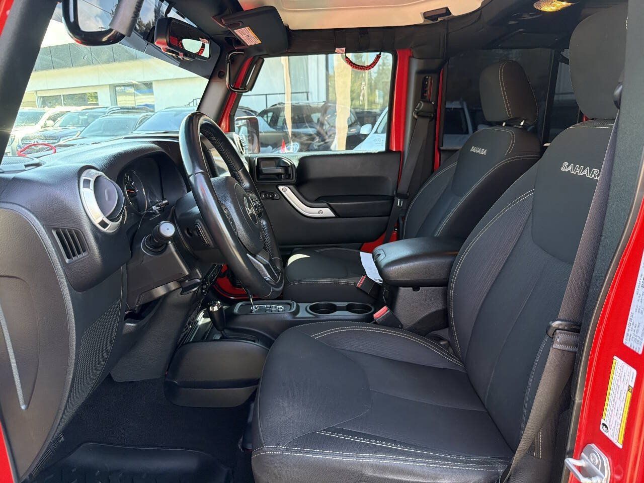 Used 2017 Jeep Wrangler Unlimited Sahara AWD/4WD image 40