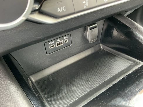 Used 2024 Nissan Altima 2.5 SV FWD image 24
