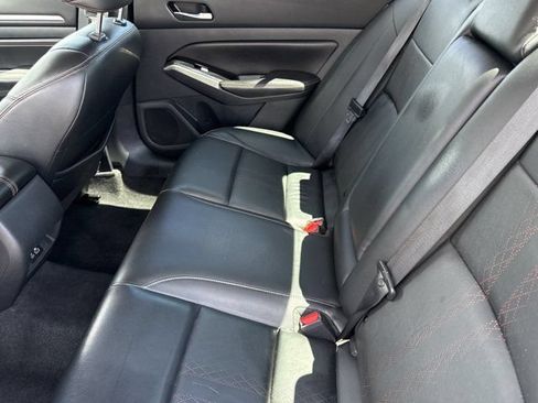 Used 2023 Nissan Altima 2.5 SR w/ SR Premium Package FWD image 16