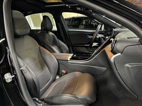 Used 2024 Mercedes-Benz C 300 Sedan image 12