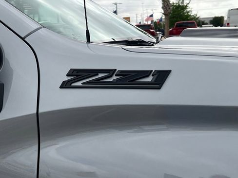 New 2026 Chevrolet Silverado 1500 Custom Trail Boss w/ Dark Appearance Package image 11