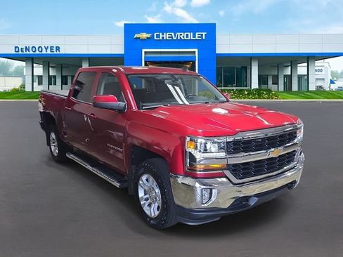 Used 2018 Chevrolet Silverado 1500 LT w/ All Star Edition AWD/4WD image 5