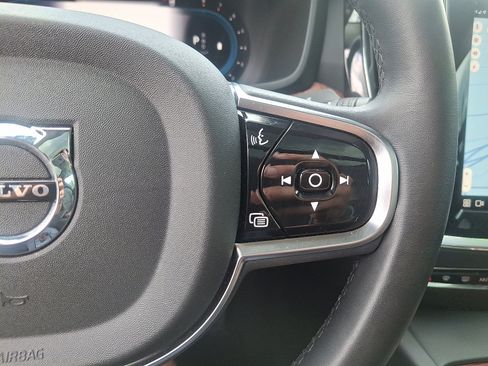 Certified 2024 Volvo S60 B5 Plus image 23