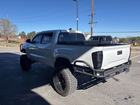Used 2020 Toyota Tacoma SR image 6