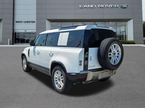 Used 2026 Land Rover Defender 110 S AWD/4WD image 3