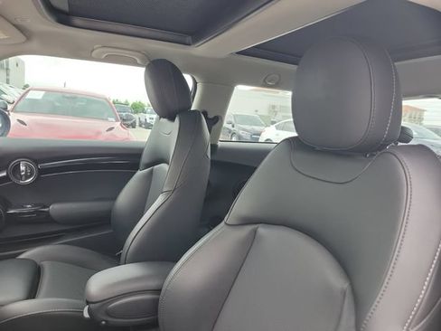 Used 2022 MINI Cooper S FWD image 14