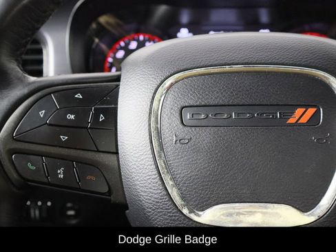 Used 2018 Dodge Charger SXT w/ Blacktop Package image 8