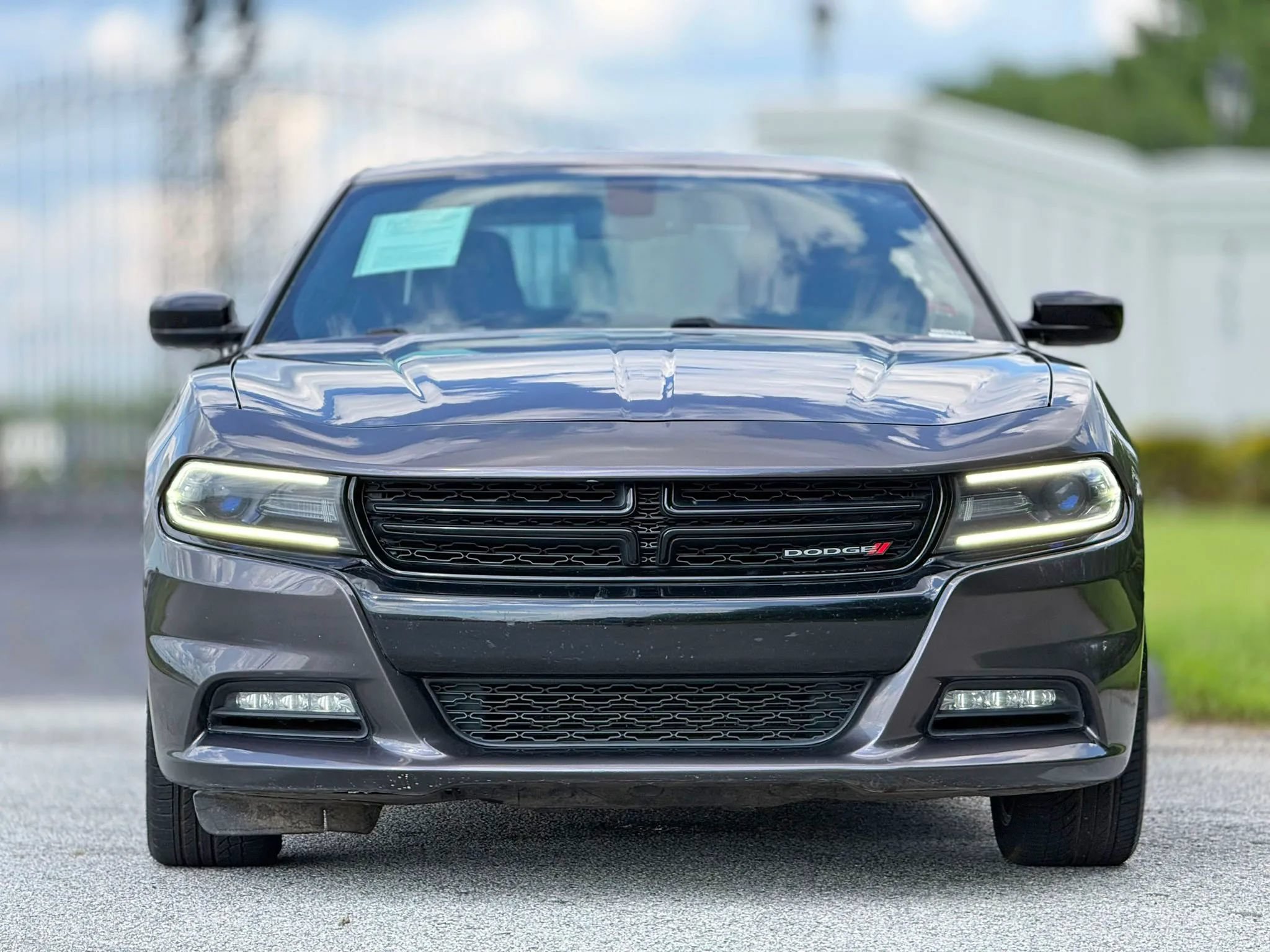 Used 2017 Dodge Charger SXT w/ Blacktop Package RWD image 3