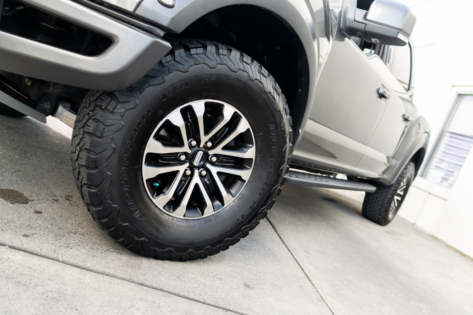 Used 2019 Ford F150 Raptor w/ Equipment Group 802A Luxury AWD/4WD image 4