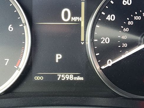 Used 2025 Lexus IS 300 F Sport image 8