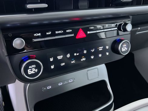 New 2026 Hyundai Ioniq 9 SEL image 19