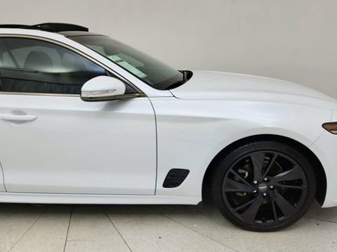 Used 2023 Genesis G70 2.0T w/ Sport Prestige Package image 8