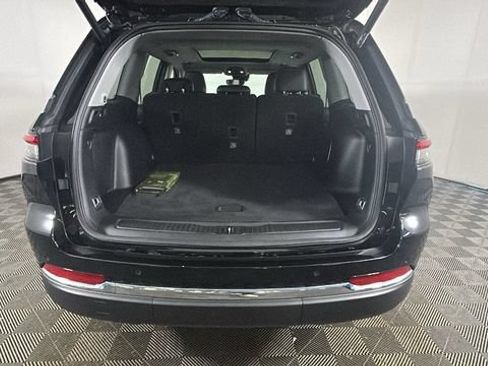Used 2023 Jeep Grand Cherokee 4WD 4xe image 27