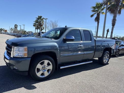 Used 2011 Chevrolet Silverado 1500 LT w/ Florida Edition image 8