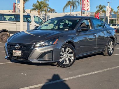 Certified 2025 Nissan Altima 2.5 S