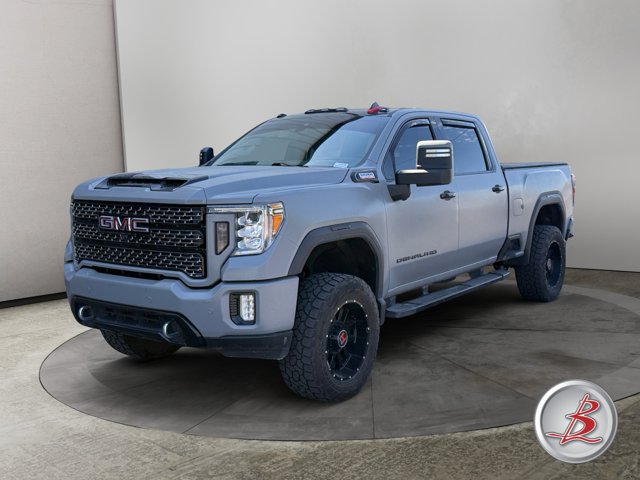 Used 2020 GMC Sierra 3500 Denali w/ Denali Ultimate Package AWD/4WD image 3
