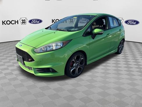 Used 2015 Ford Fiesta ST image 3