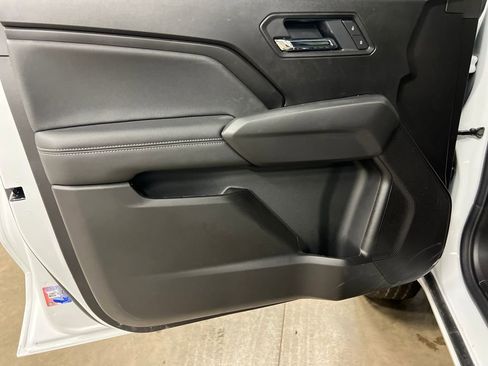 New 2026 GMC Canyon Elevation w/ Convenience Package image 14