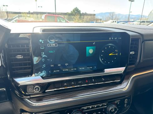 Used 2024 Chevrolet Silverado 1500 LT w/ Z71 Off-Road Package image 20