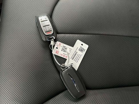 New 2026 Chrysler Pacifica Limited image 24