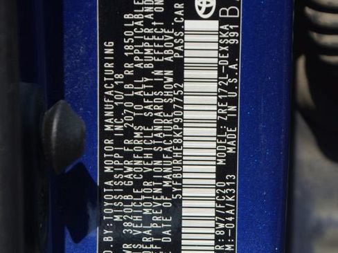 Used 2019 Toyota Corolla SE FWD image 22