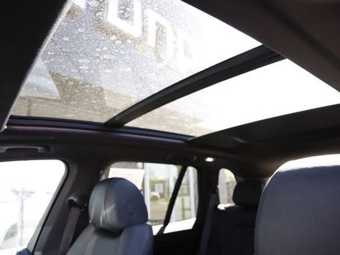 Used 2021 BMW X5 xDrive40i w/ Convenience Package AWD/4WD image 15