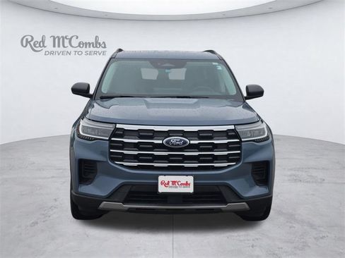 Used 2025 Ford Explorer Active RWD image 11