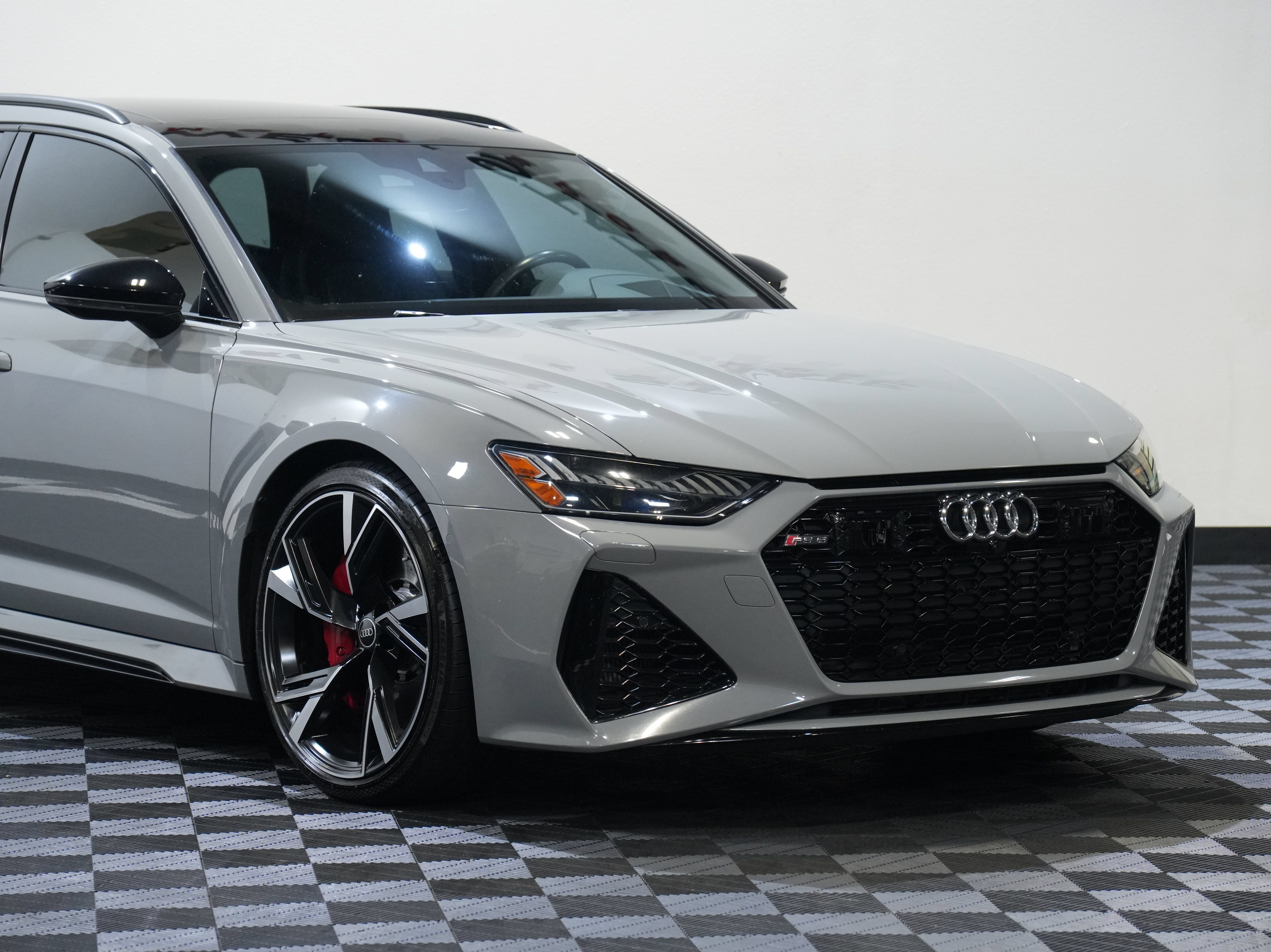 Used 2022 Audi RS 6 AWD/4WD image 9