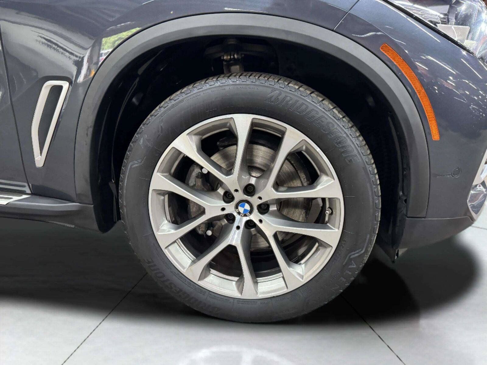 Used 2021 BMW X5 sDrive40i w/ Premium Package RWD image 62