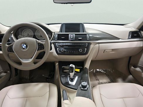 Used 2013 BMW 328i xDrive Sedan AWD/4WD image 13
