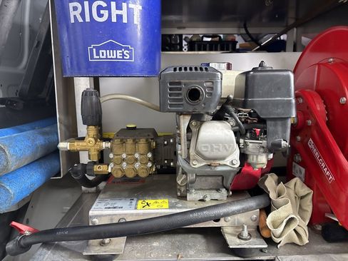 Used 2020 Ford Transit 250 Low Roof image 18