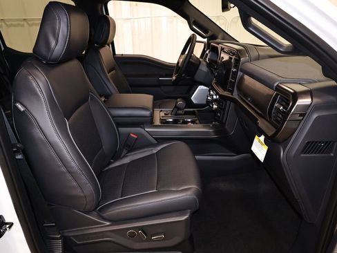 New 2026 Ford F150 Lariat image 17