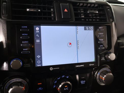 Used 2022 Toyota 4Runner TRD Off-Road Premium AWD/4WD image 7