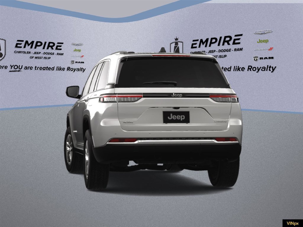 Used 2025 Jeep Grand Cherokee Laredo X w/ Luxury Tech Group I AWD/4WD image 15