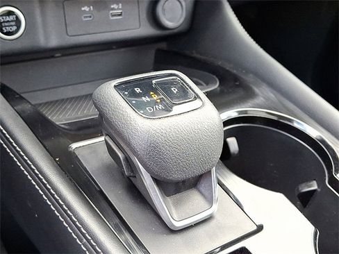 Certified 2022 Nissan Rogue SL w/ SL Premium Package image 16