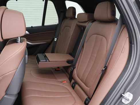 Used 2022 BMW X5 M50i w/ Executive Package image 14