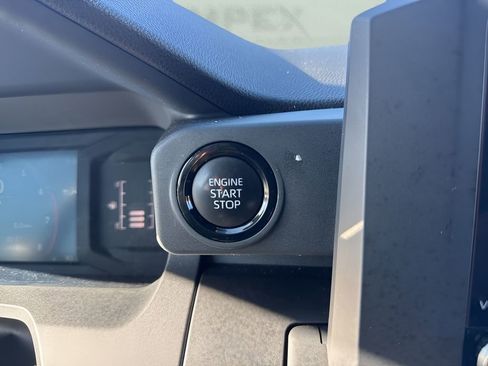 Used 2024 Toyota Tacoma SR image 19