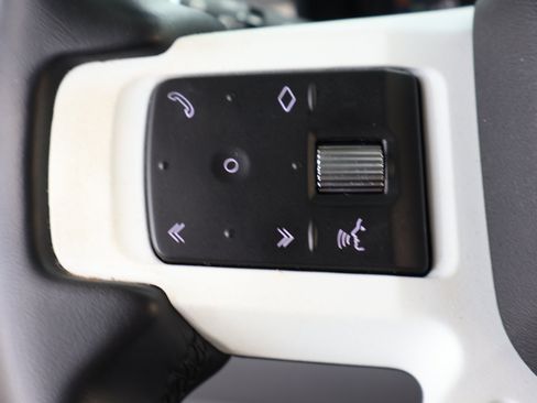 Used 2023 Land Rover Defender 110 S AWD/4WD image 25
