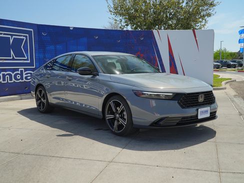 New 2026 Honda Accord SE image 3